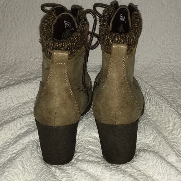 Jellypop Combat Lace Up Bootie - Picture 7 of 9